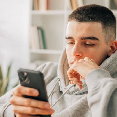 Person using Echo